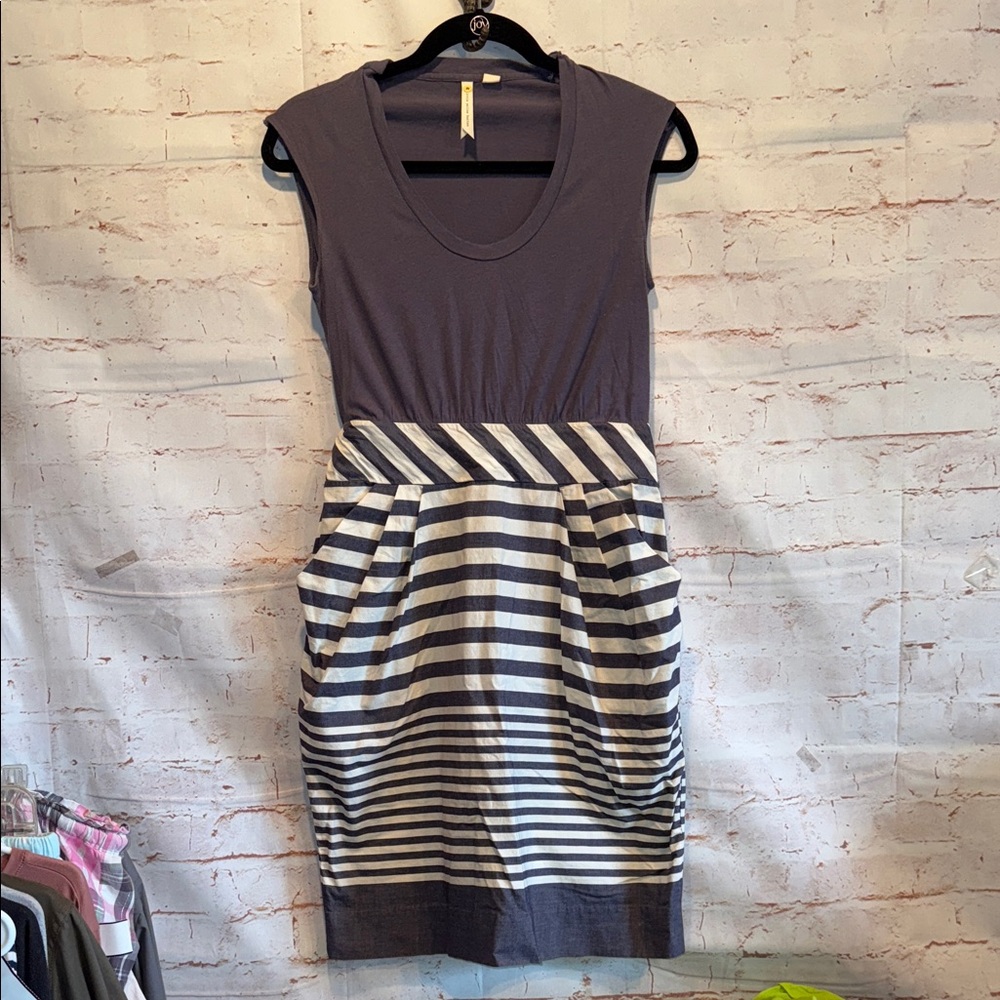 Little yellow button Anthropologie Striped Gray White Sleeveless Dress small